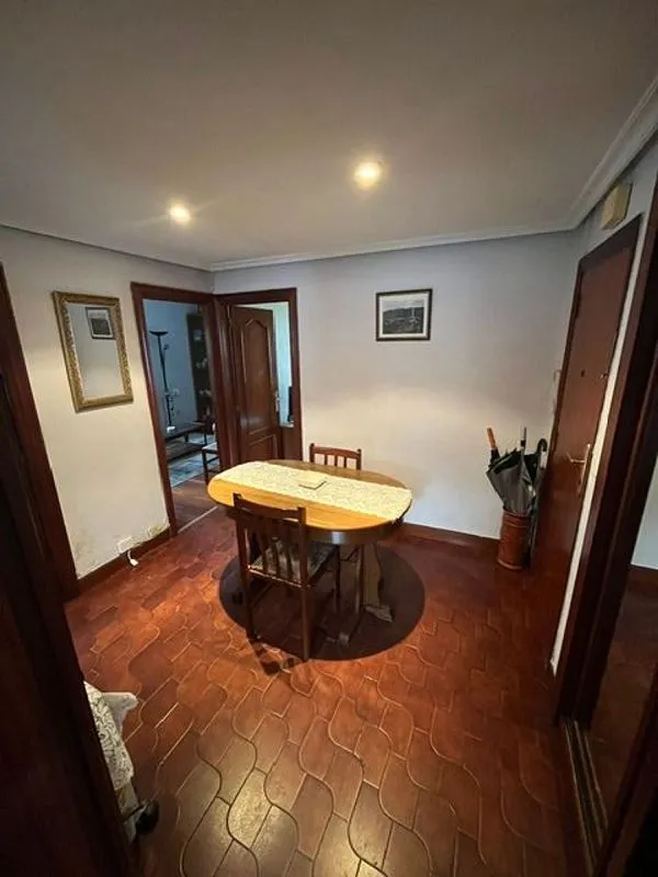 Söögituba - 2-Bedroom Flat with North-East View in Martutene