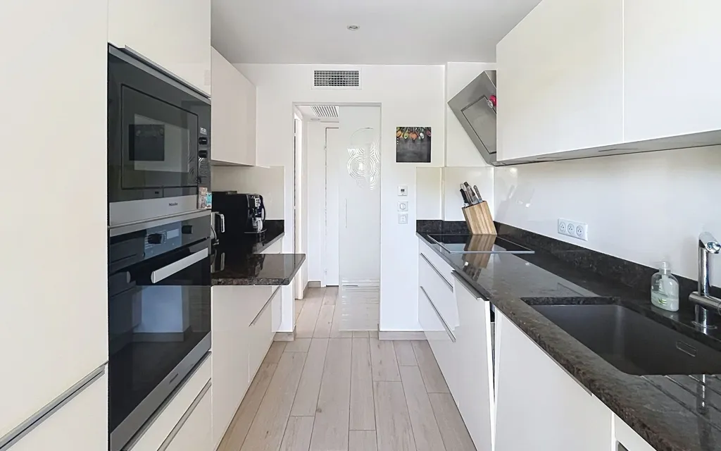 Köök - Apartment with Pool in Boulouris, Saint-Raphaël