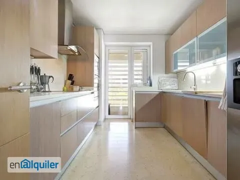 Cucina - Luxury Apartment with Marina Views in Sotogrande