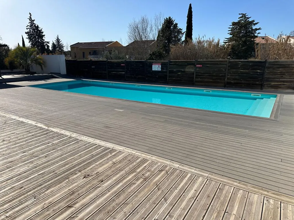 Bassein - Vacation Studio with Pool in Eguilles