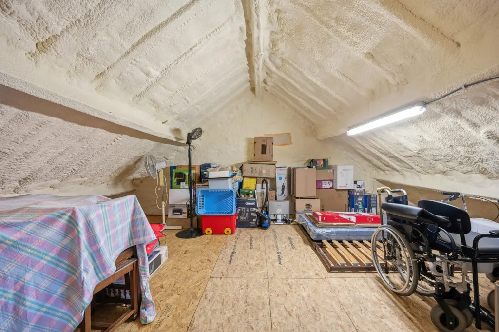 Pièces - Rijwoning avec Jardin et 2 Garages à Boutersem