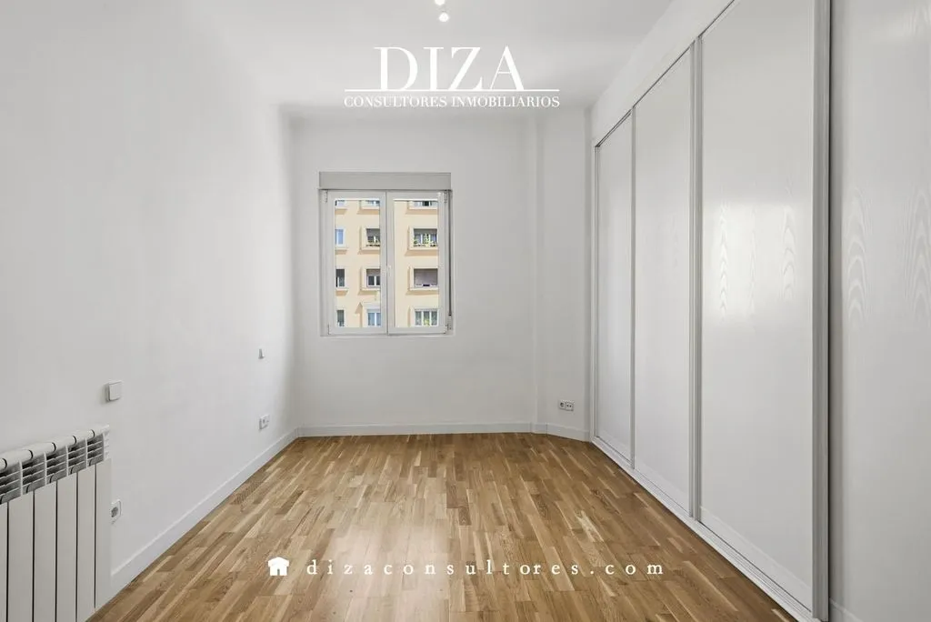 Bedrooms - Luxury Flat with West View in Ibiza, Madrid