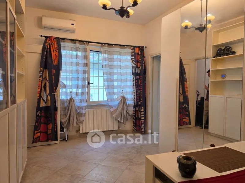 Magamistoad - Rearranged Flat with Balcony in Piacenza