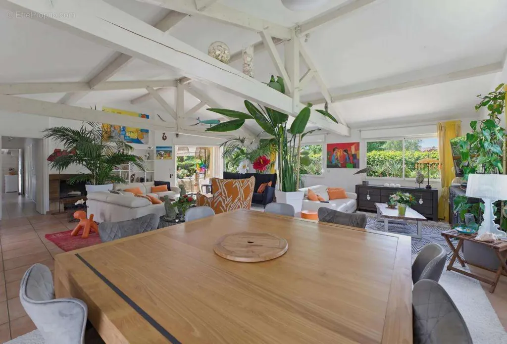 Salle à manger - Villa avec Piscine à Martignas-sur-Jalle