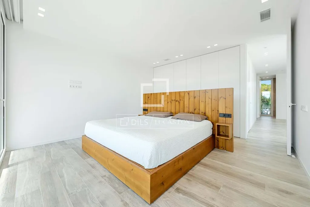 Magamistoad - Modern House with Pool in Reus