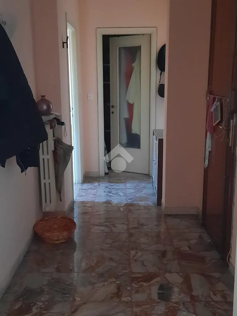 Esik - Furnished Flat with Balcony in Ciriè
