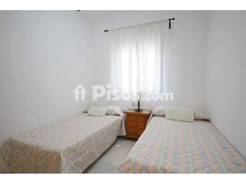 Chambres - Ground Floor Flat with Terrace in Carihuela