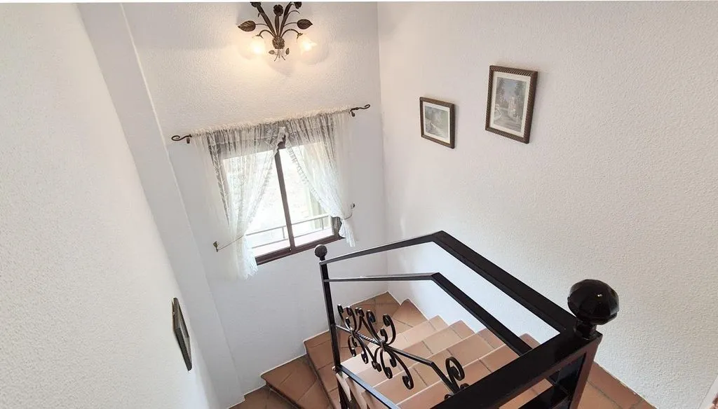 Pièces - Luxury Villa with Pool in Elche, Valencia