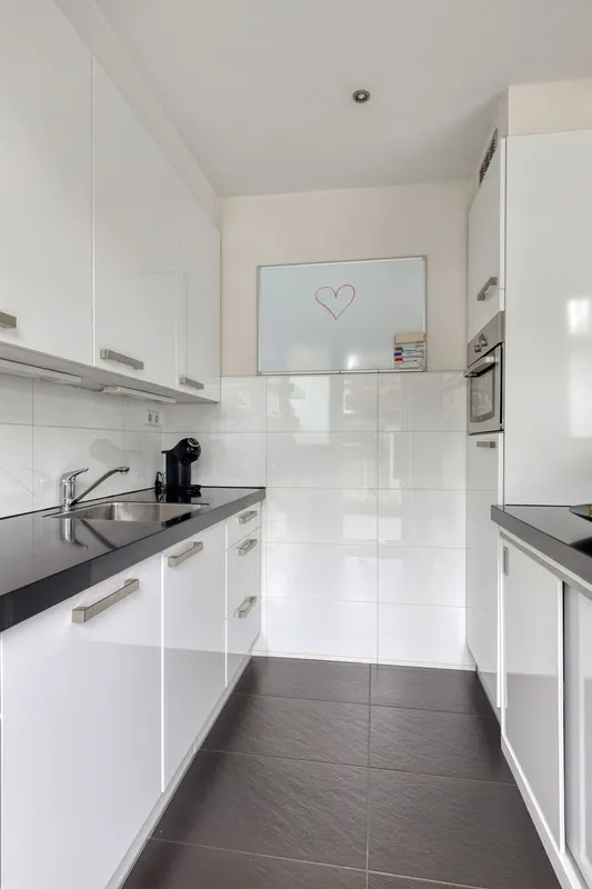 Cuisine - Corner House with Garden in Dordrecht