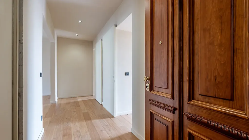 Ingresso - Rustic-Style Apartment with Balcony in Turin