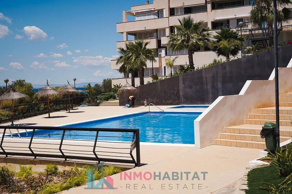 Bassein - Modern Apartment with Pool in La Manga