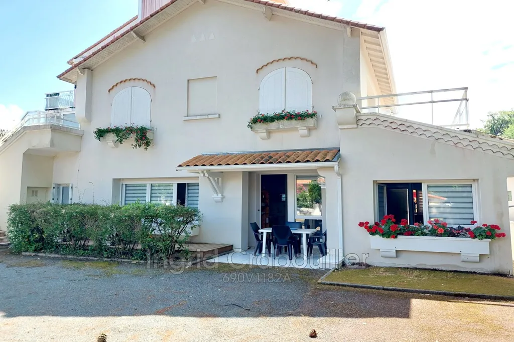 Exterior - Apartment with Pool near Royan Beaches