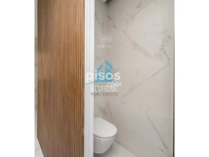 Salles de bain - Modernised Apartment with Views in Recoletos