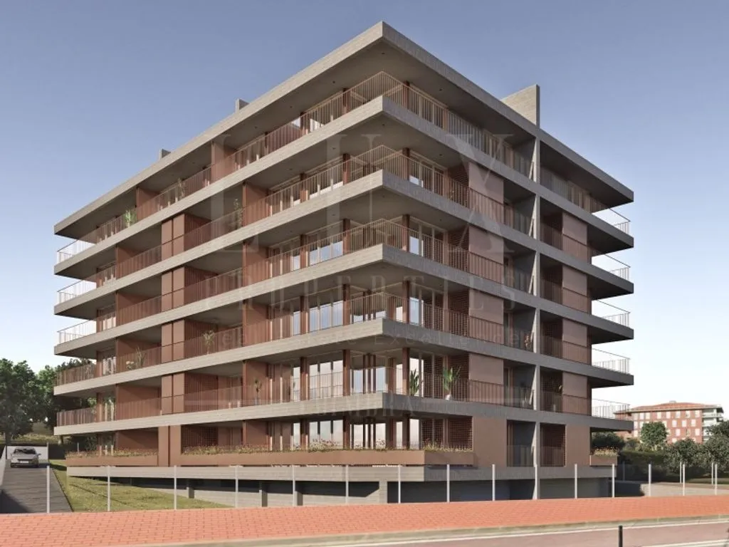 Contemporary Apartment with Varandas in Coimbra