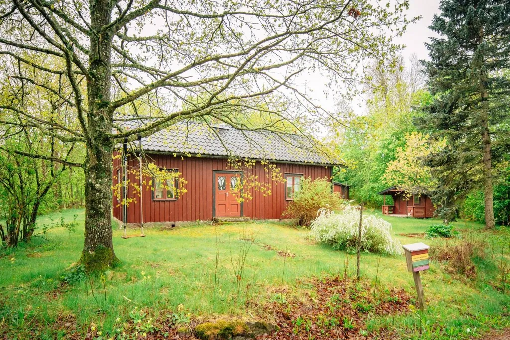 2-toaline maja asukohas Mariestads kommun