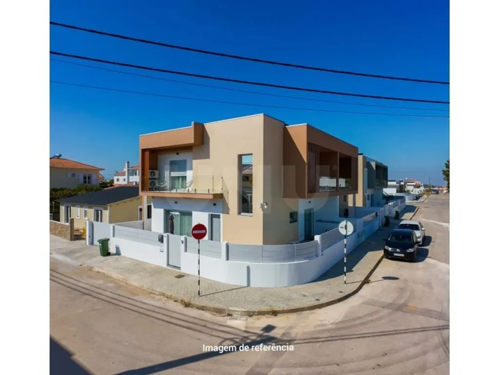 Extérieur - Modern House with Garden in Seixal