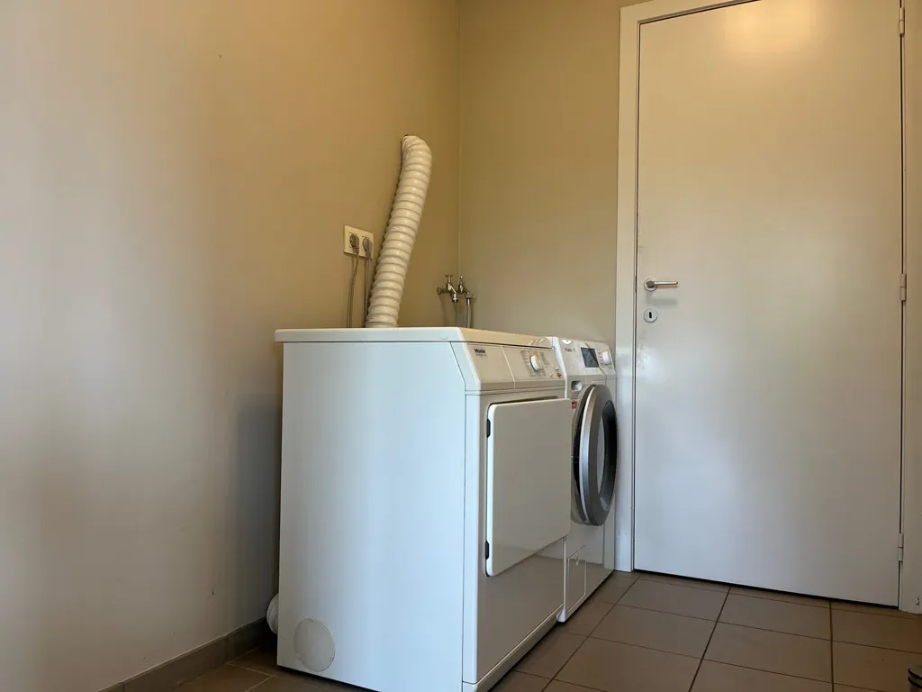 Utility Room - House with Garden in Duffel