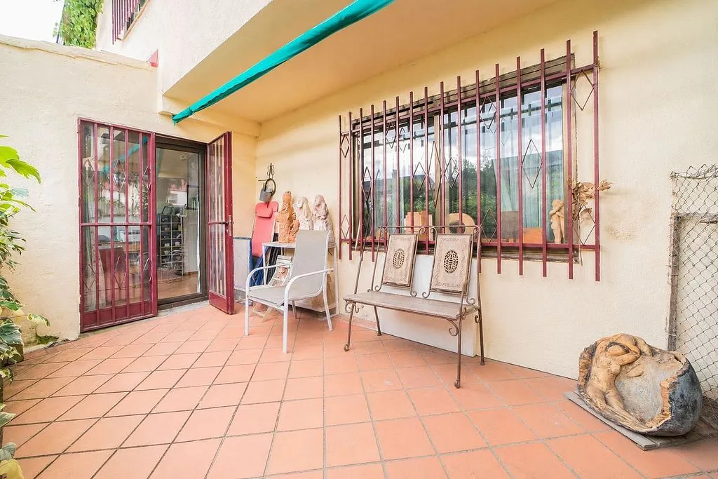 Terrasse - Corner Semi-detached with Pool in Dehesa – El Soto