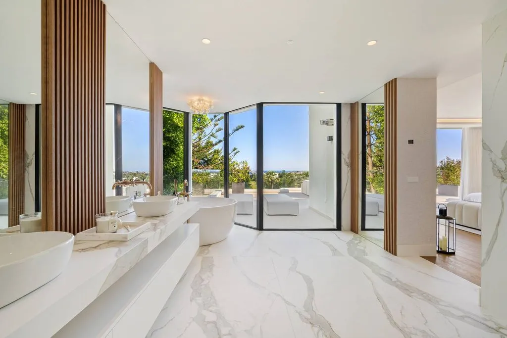 Salles de bain - Luxury Villa with Infinity Pool in Marbella