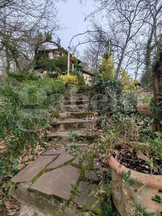Aed - Rustic House with Garden in Collesalvetti