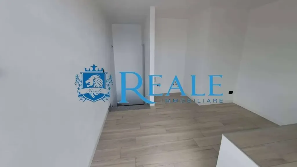 Pièces - Retrofitted Penthouse with Terrace in Vigevano