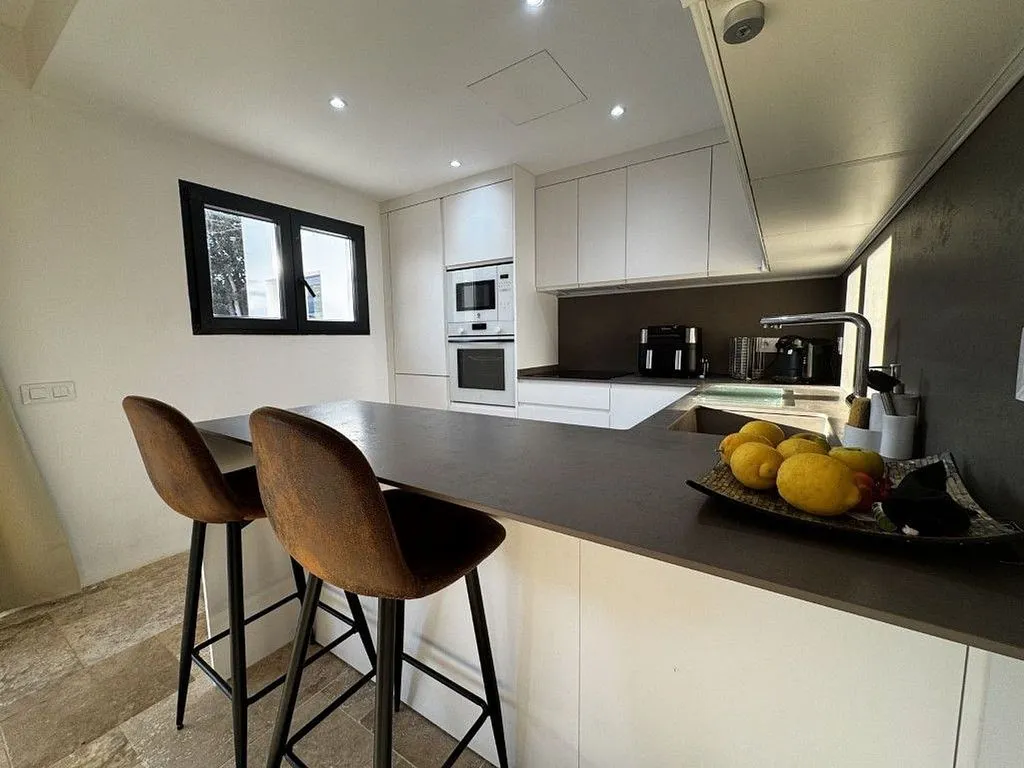 Cuisine - Contemporary Villa with Pool in El Toro