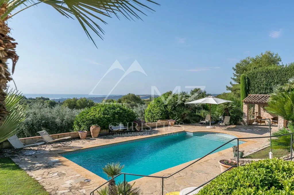 Piscine - Villa Provençale avec Vue Panoramique à Saint-Paul de Vence