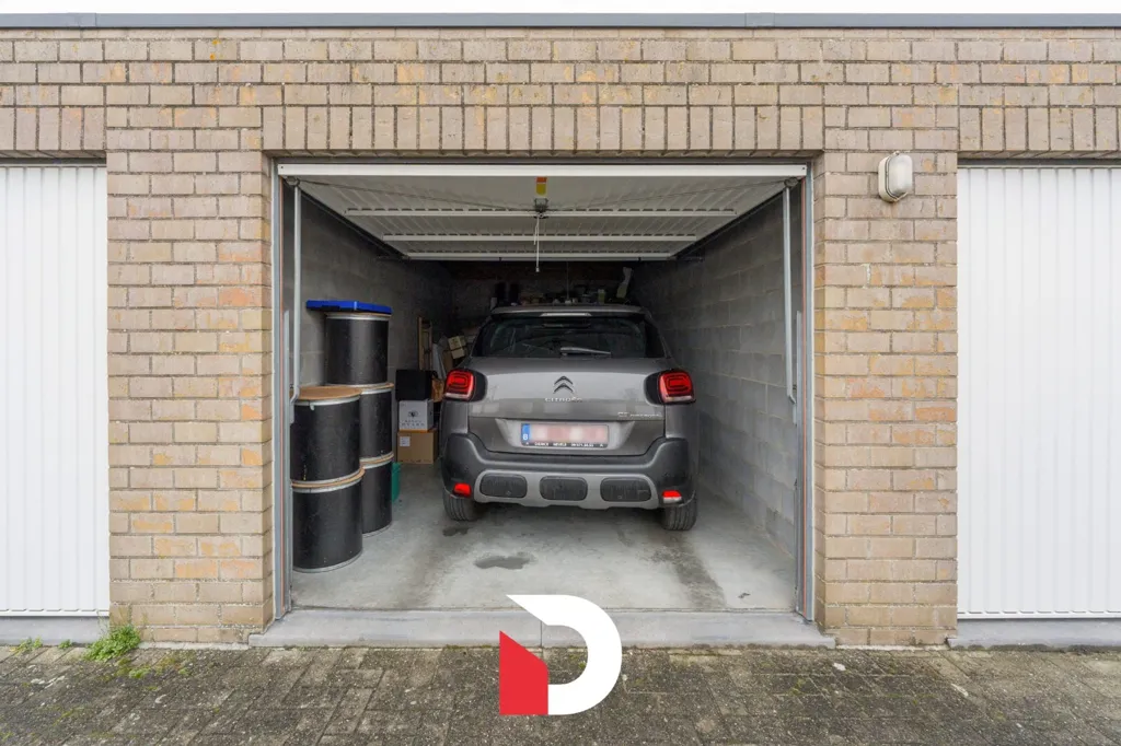 Garage - Appartement avec Terrasse à Gistel