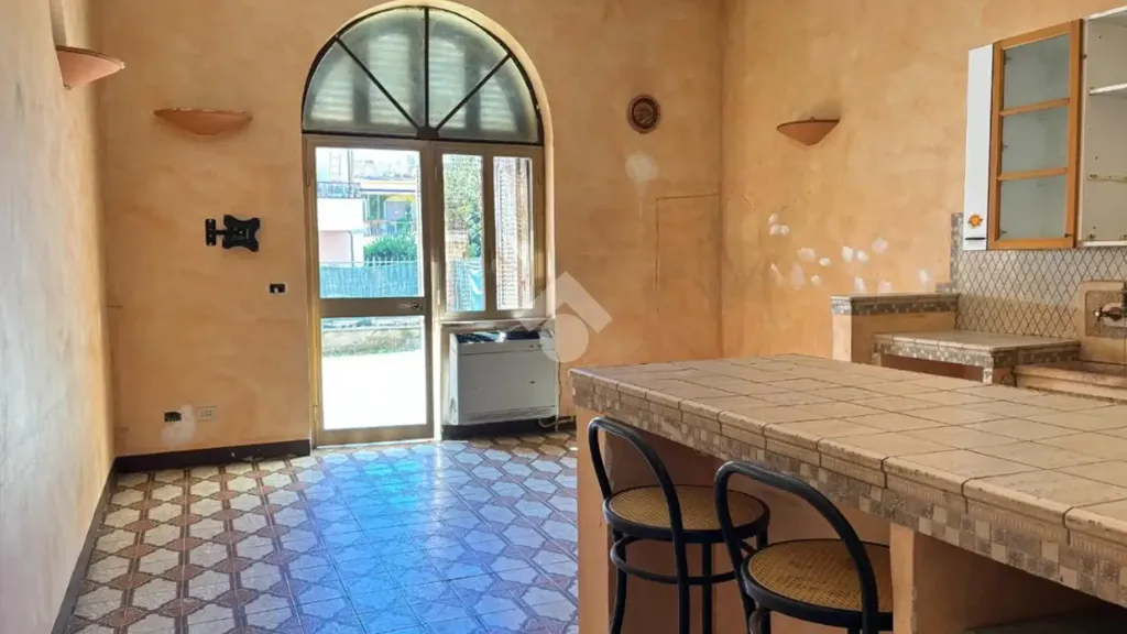 Cuisine - Ground Floor Apartment with Garden in Cave