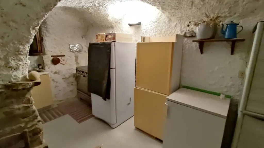Cuisine - Historic Apartment in Pigna, Imperia