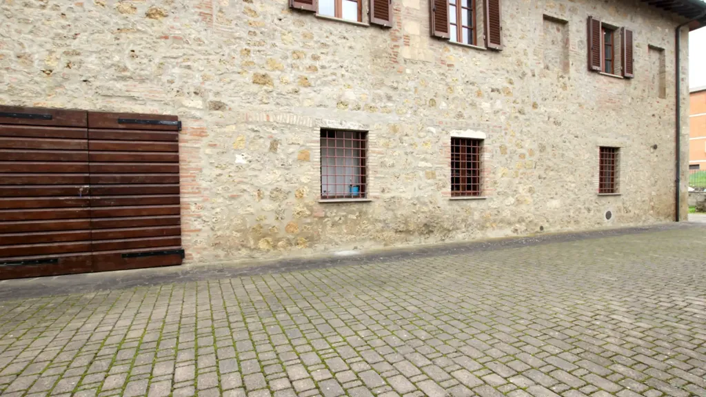 Välivaade - Split House with Garden in Poggibonsi