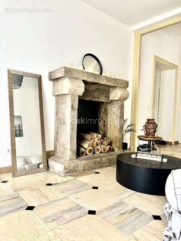 Séjour - Maison 18 pièces à Le Mee-Sur-Seine