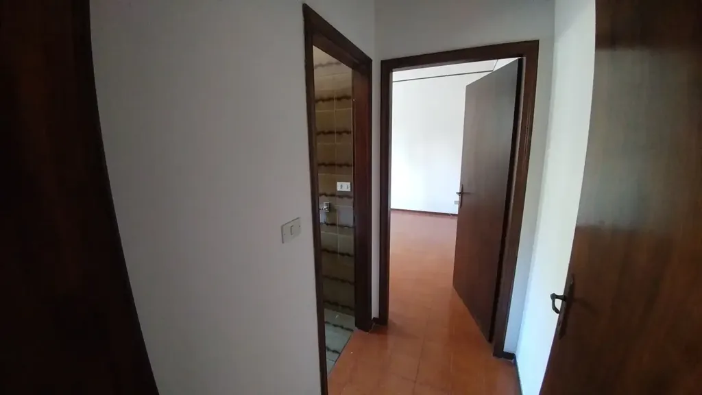 Entrée - Trilocale with Private Terrace in Zocca