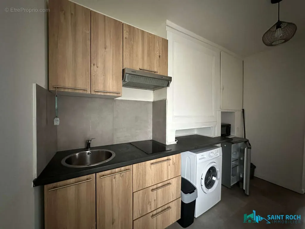 Cuisine - Appartement Meublé à Proximité de l'Université au Havre