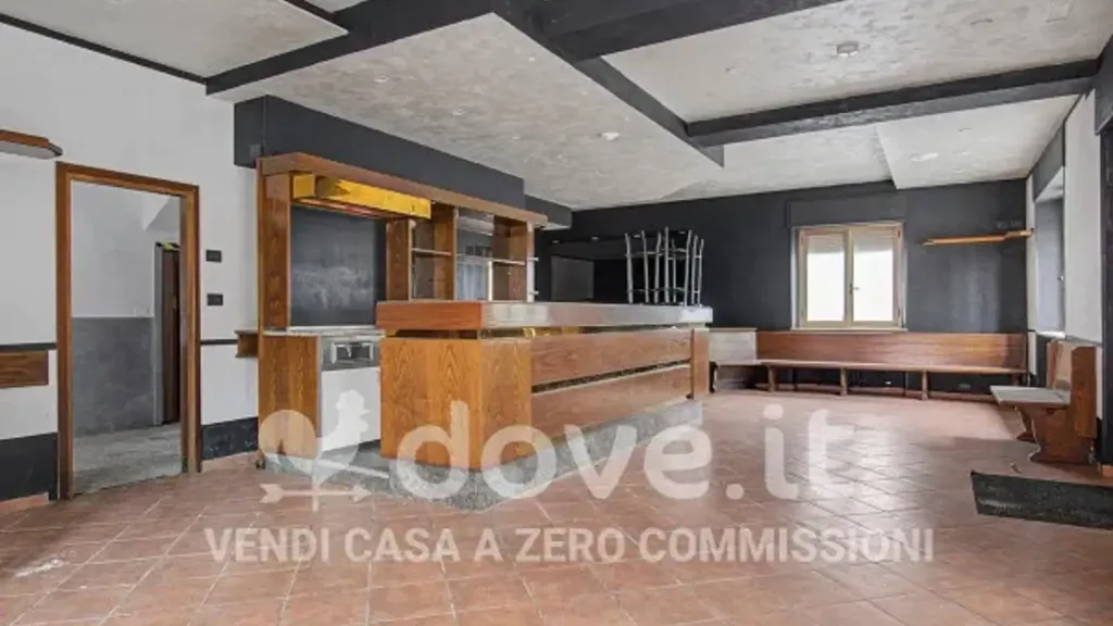 Pièces - Villa for Renovation in Zogno