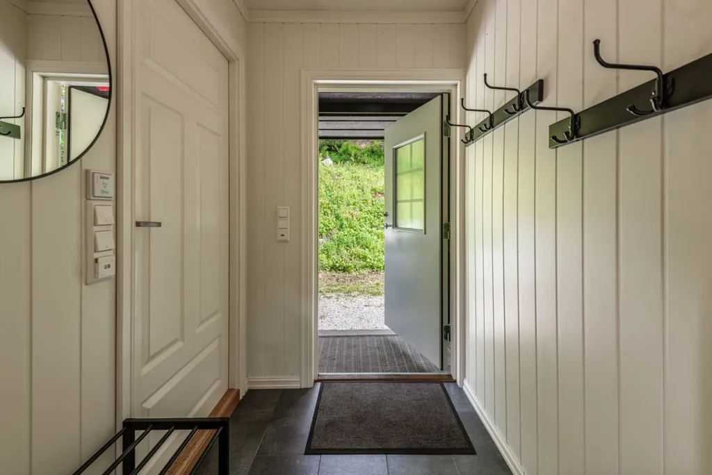 Entrée - Apartment with Holsfjorden View in Norway