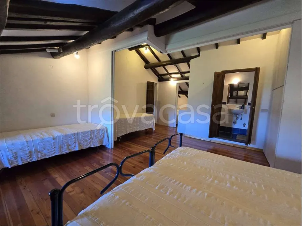 Chambres - Trilocale with Lake View in Labro Centre