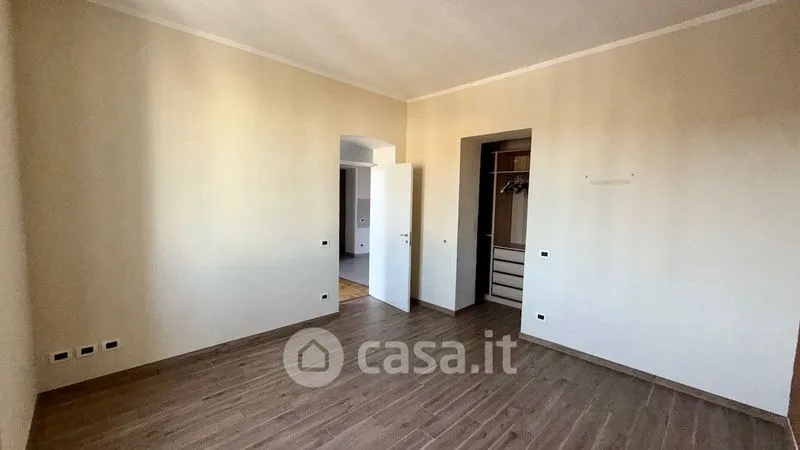 Rooms - Flats with Balcony in Biella Centre