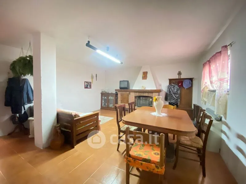 Söögituba - Three-Storey Villa with Private Garden in Mortara