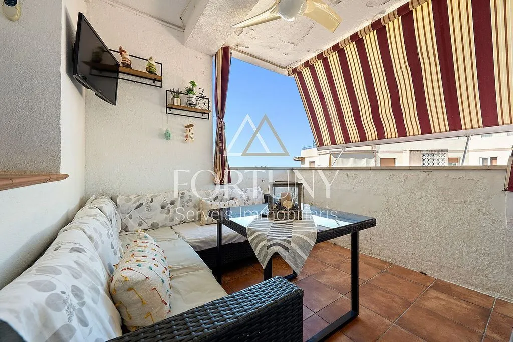 Terrass - Apartment with Balcony in La Granja, Tarragona