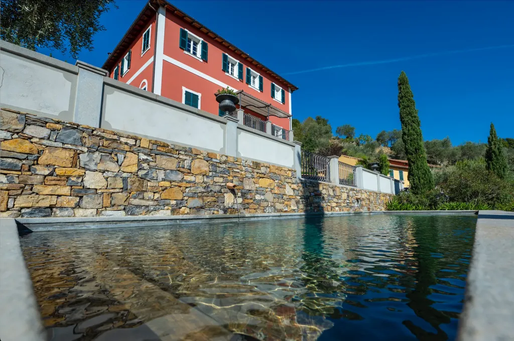 Piscine - Estate with Sea View in Sanremo