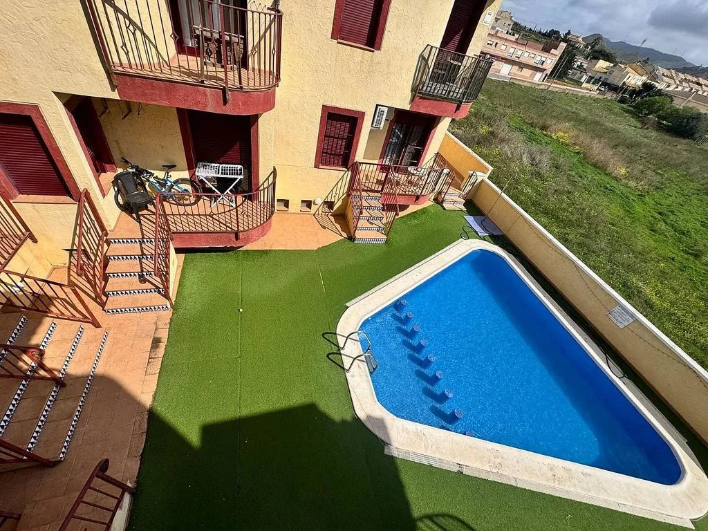 Bassein - Penthouse with Pool in Roche, La Unión