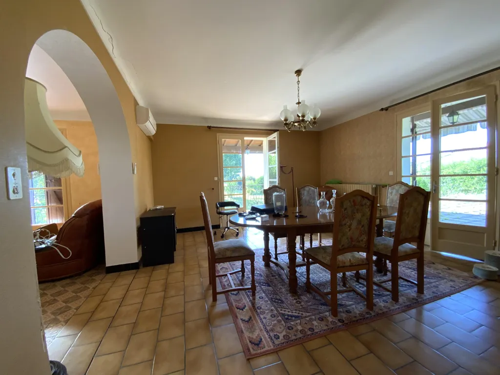 Salle à manger - Maison Familiale avec Hangar à Calignac