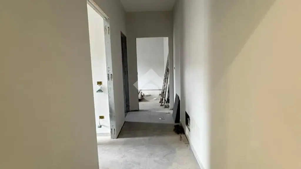 Entrée - Modernised Apartment with Balcony in Afragola