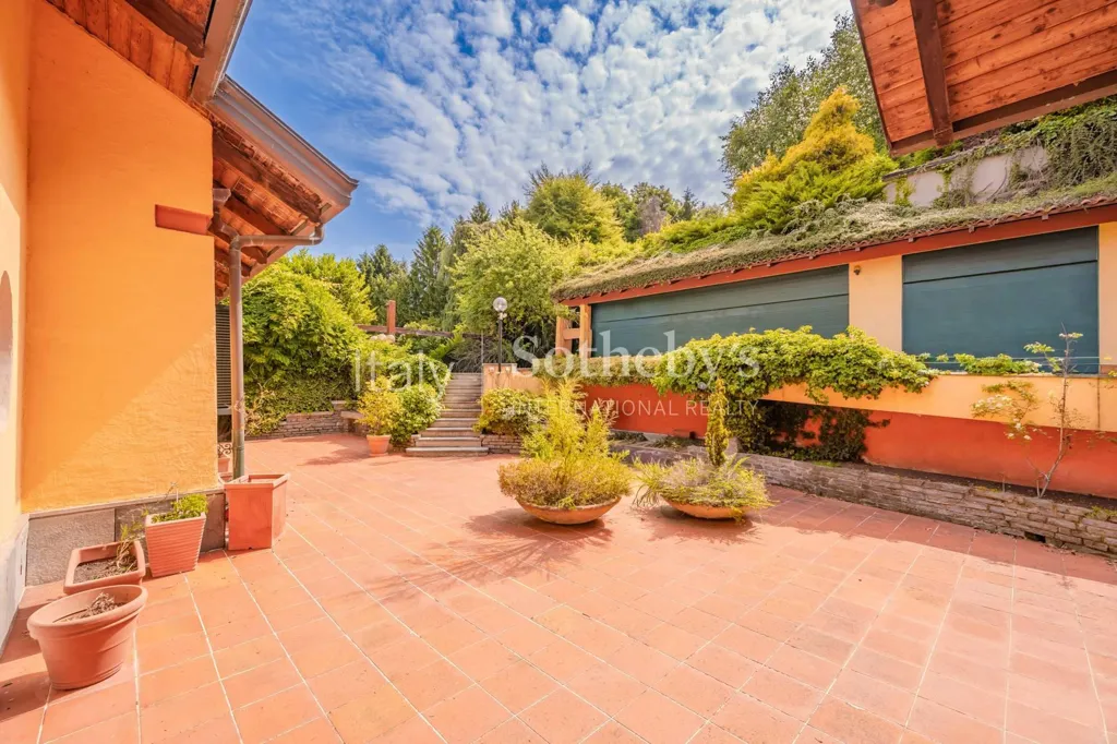 Terrass - Luxury Villa Apartment with Panoramic Views in Turin