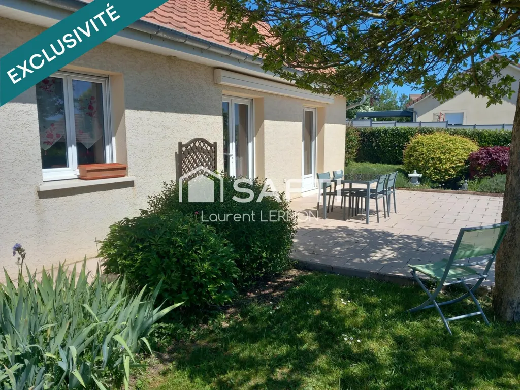 Aed - Contemporary House with Panoramic View in Faverney