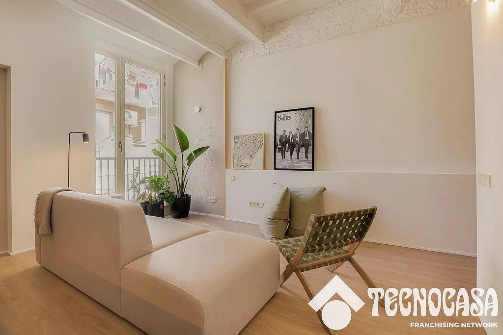 Elutuba - Reformed Flat with Terrace in Sant Andreu
