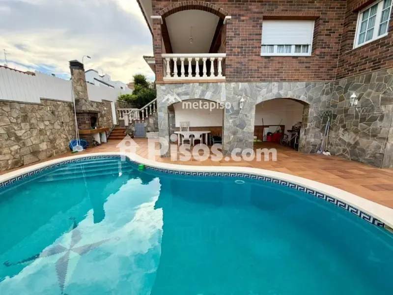 Piscine - Chalet with Pool in El Vendrell