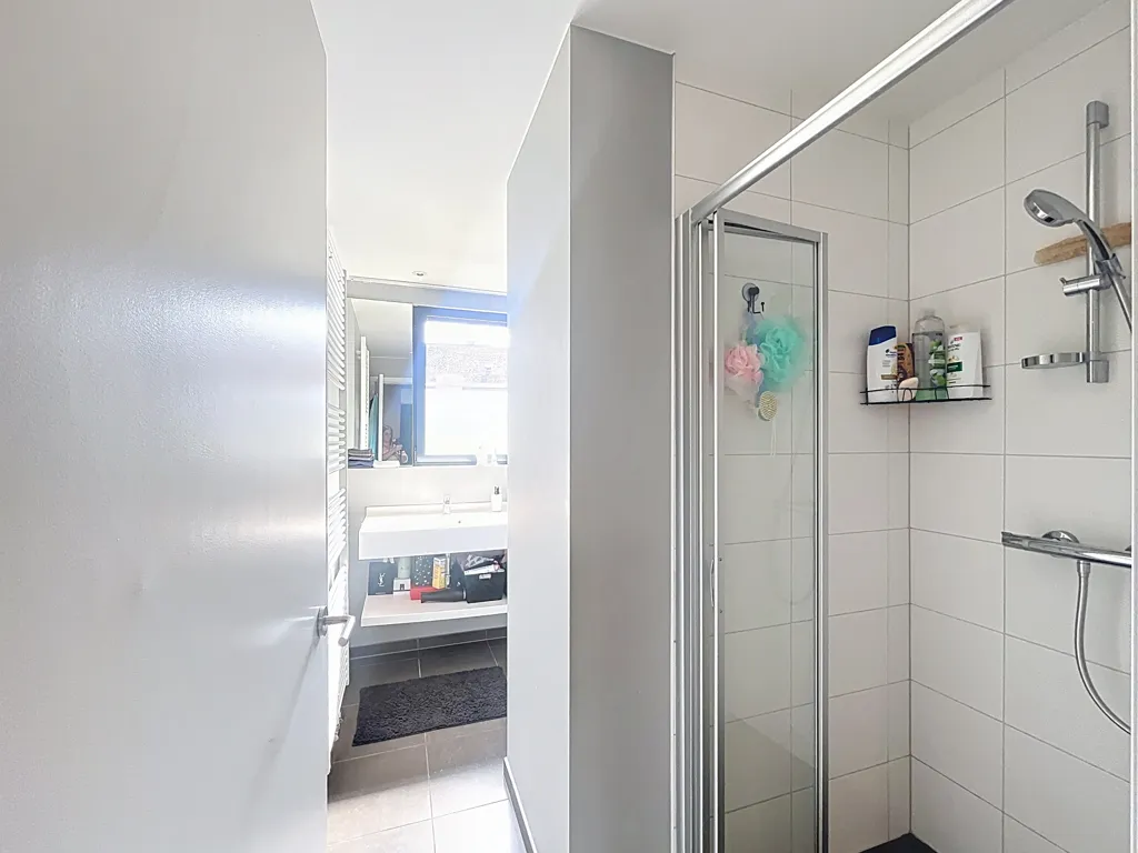 Vannitoad - 2-Bedroom Apartment with Terrace in Eeklo