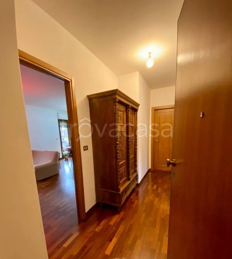 hallway_entrance